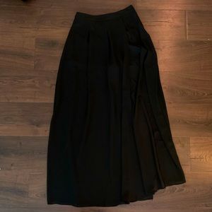 Windsor — Long Skirt with Slit